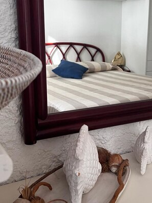 2 bedrooms, iron/ironing board, free WiFi