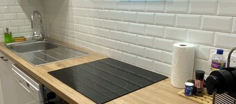 Town house 7min from station 