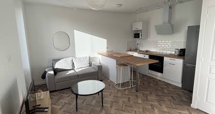 Town house 7min from station