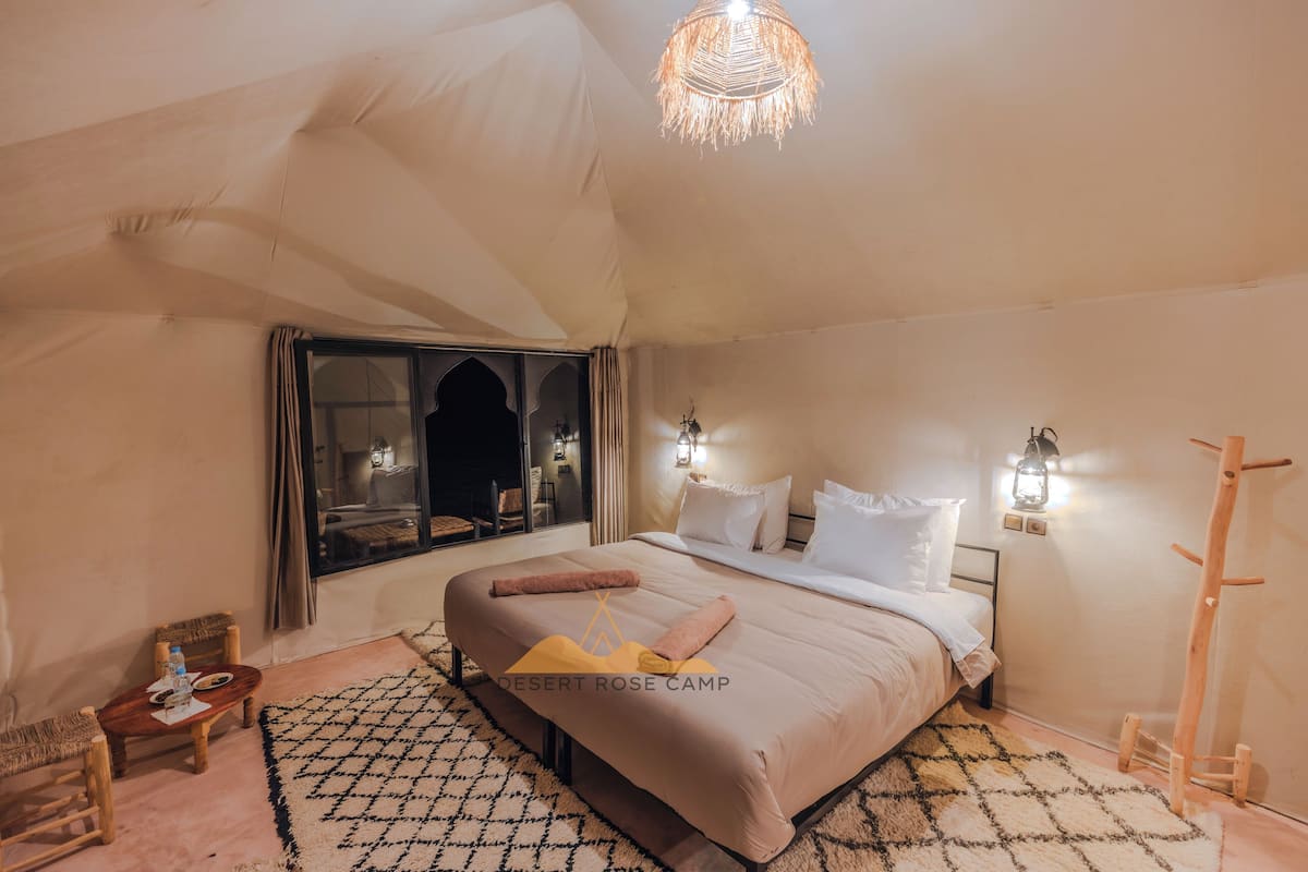 4 chambres, literie hypoallergénique, couette en duvet
