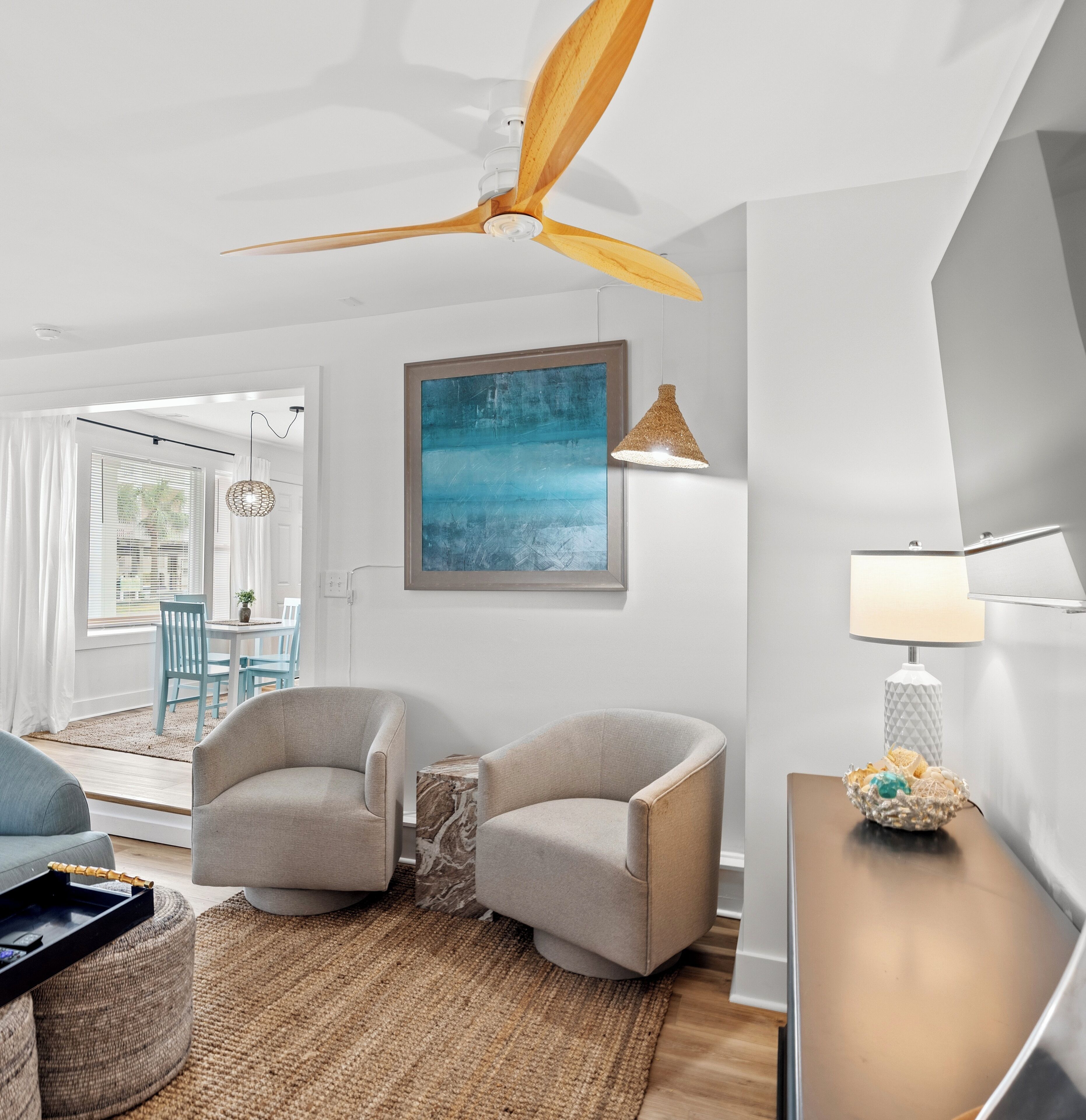 智能电视、壁炉