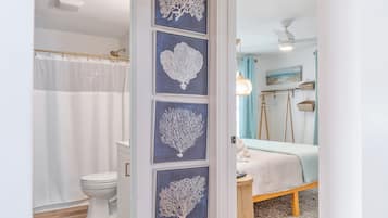 6 bedrooms, iron/ironing board, travel crib, WiFi