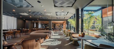 32-inch Smart TV with cable channels