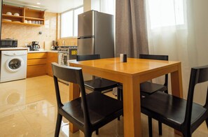 Dining - Harbour Bliss Villa 7F (Jolly Harbour)