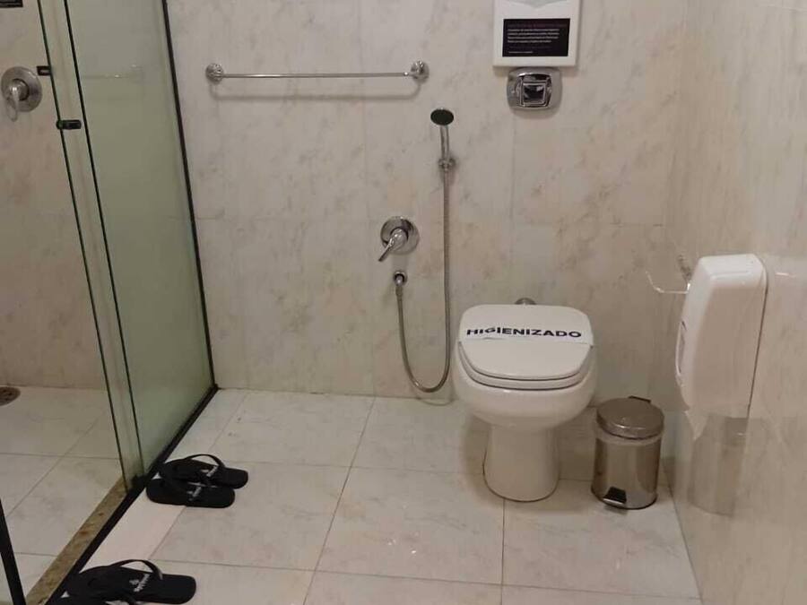 Bilik Mandi