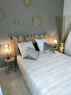 1 bedroom, WiFi, bed sheets