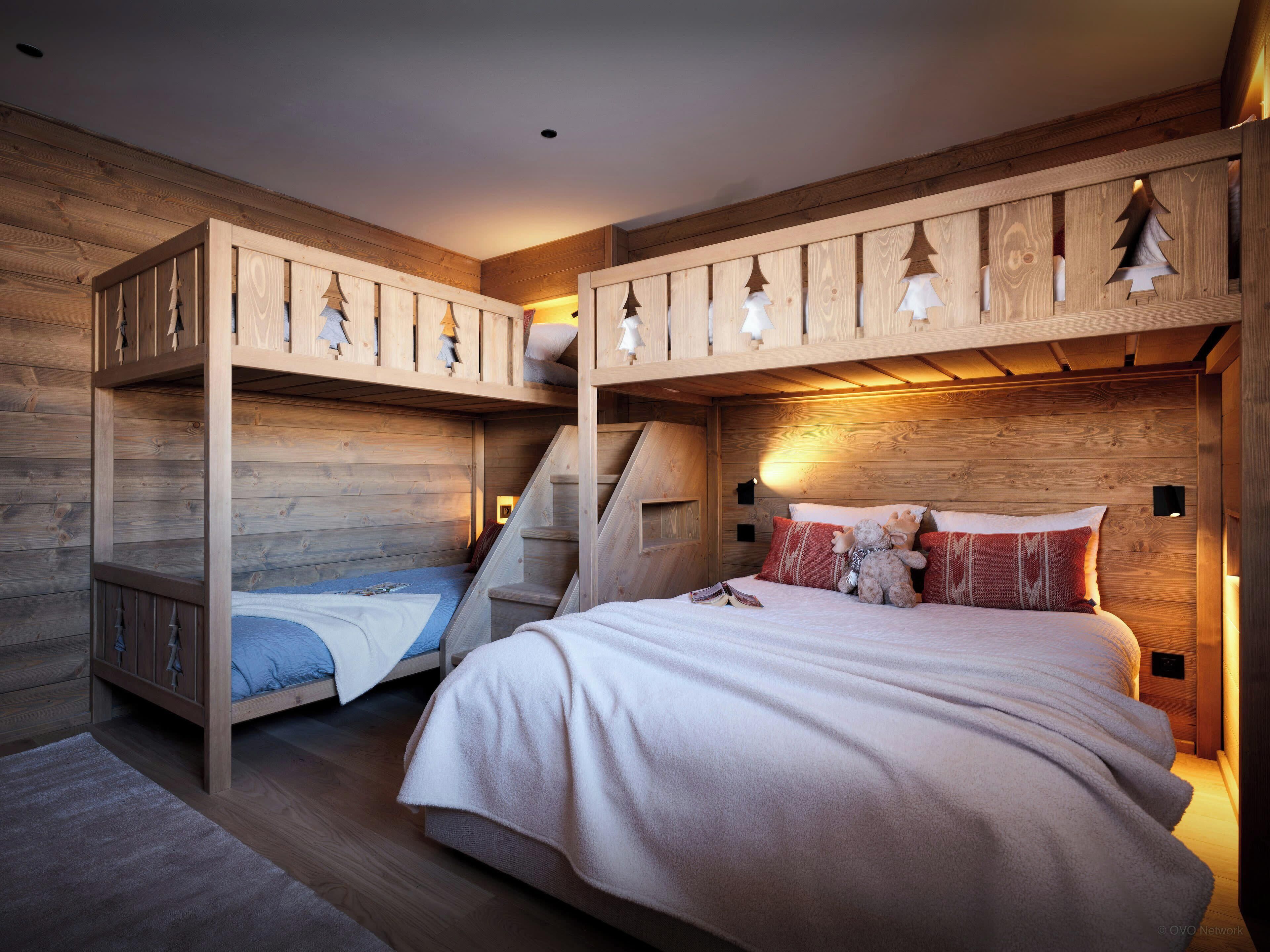 6 bedrooms, WiFi, bed sheets