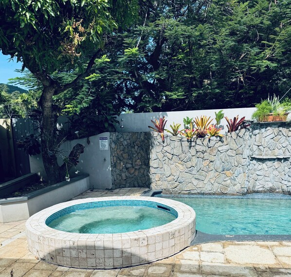 Piscine extérieure