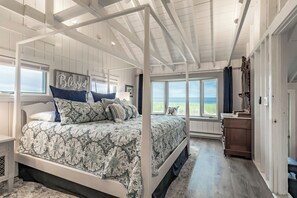 3 chambres, fer et planche à repasser, Wi-Fi gratuit, draps fournis