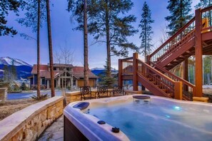 Exterior - Breck_snowy_point_chalet (Breckenridge)