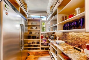 Exterior - Breck_a_mine_shaft (Breckenridge)