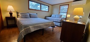 3 chambres, fer et planche à repasser, Wi-Fi gratuit, draps fournis