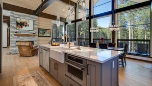 Exterior - Breck_elegance_4 (Breckenridge)