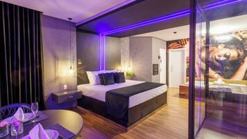 Premium Room | In-room dining