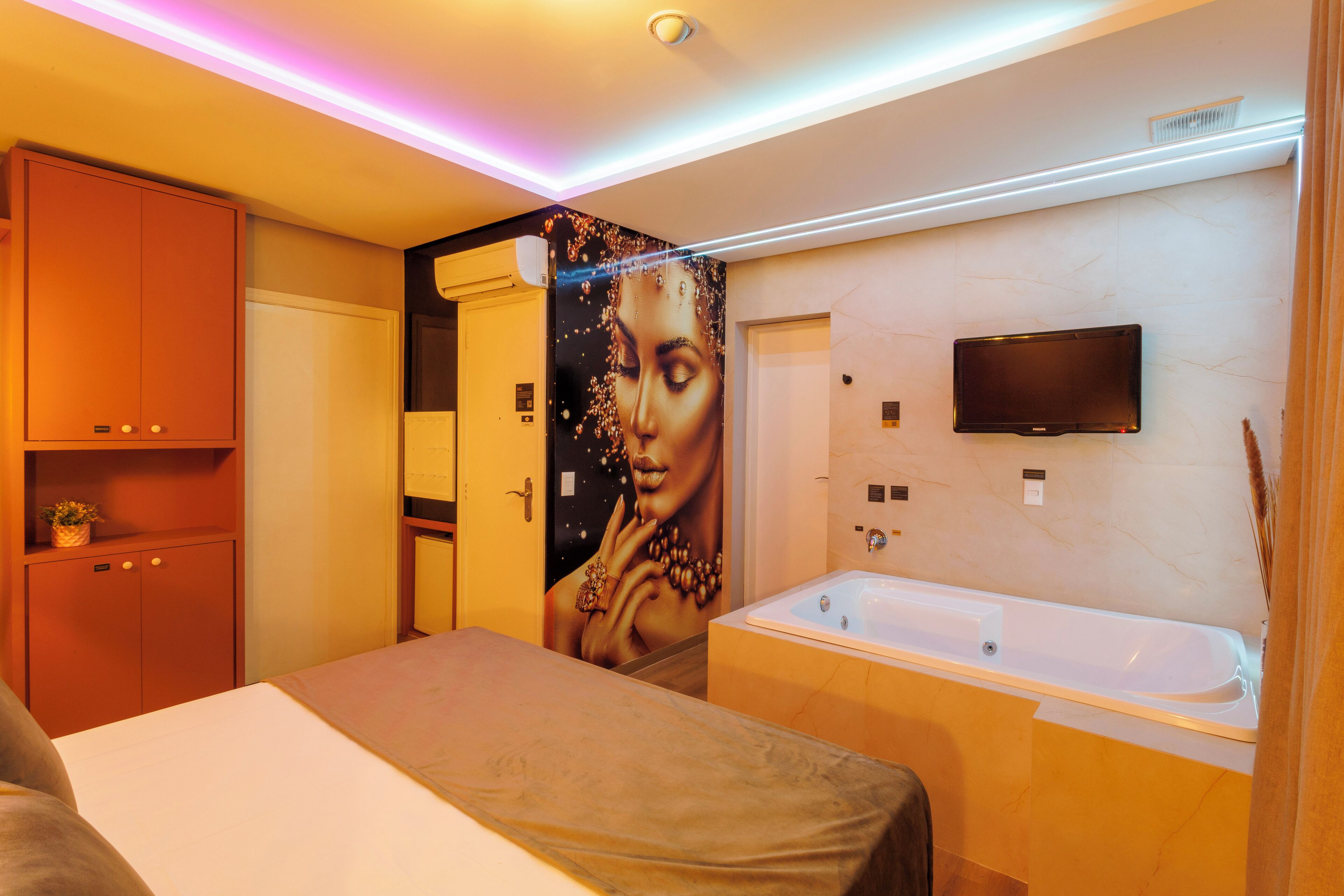 Foto - Medieval Motel SPA - Porto Alegre-RS