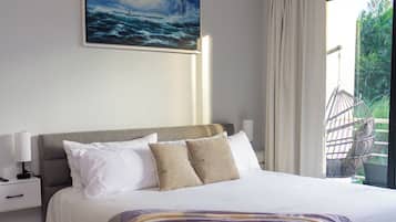 1 bedroom, desk, iron/ironing board, WiFi