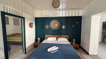 Soundproofing, iron/ironing board, free WiFi