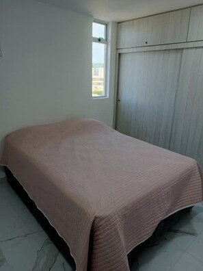 2 bedrooms, WiFi, bed sheets - Modern Family Apartment: Comfort, Space and Perfect Location. (Barranquilla)