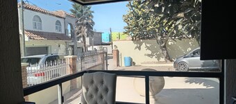 Spacious Single Story off the scenic route Tijuana-Rosarito by Convención center