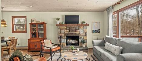 House (2 Bedrooms) | Front of property