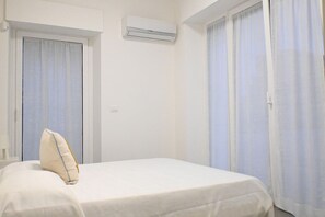 2 bedrooms, WiFi, bed sheets - SE136 – Senigallia, brand new two-room apartment on the ground floor (Senigallia)