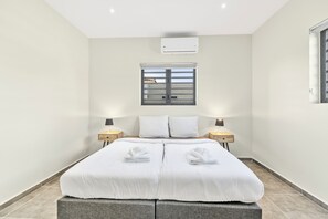 2 bedrooms, iron/ironing board, travel cot, free WiFi