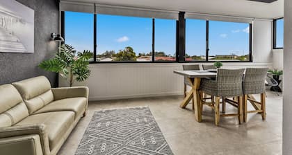 Luxury accommodation close to the beach and main street.