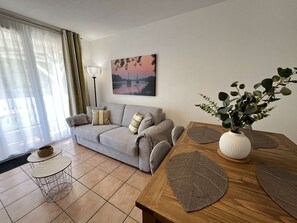TV - 116 - Beautiful apartment tastefully renovated in a 3 *** residence (SOULAC SUR MER)