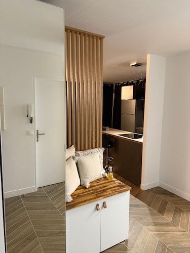 Appartement cosy près de Paris (10 min Tour Eiffel et Champs Elysée)
