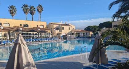 1 Bed Apartment / La Roquille