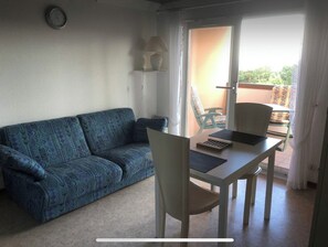 Living area - F2 quiet Trois-Épis Magnificent view, forest walks without moderation (Ammerschwihr)