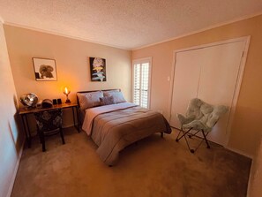 2 habitaciones, escritorio, wifi gratis y ropa de cama 