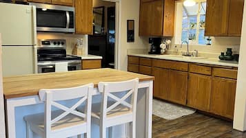 Microwave, oven, stovetop