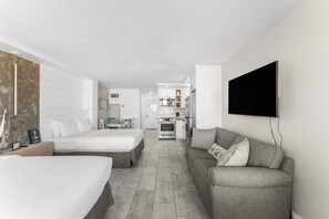 1 bedroom, iron/ironing board, free WiFi, bed sheets - Unwind in this luxury beachfront retreat. The resort has incredible ocean views and direct access to the beach! <br><br>FREE BEACH CHAIRS! <br><br>This 5th floor studio condominium has been renovated and is perfect! (Panama City Beach)