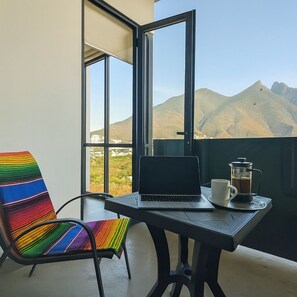 Executive Apartment, Balcony, Mountain View | Balcony
