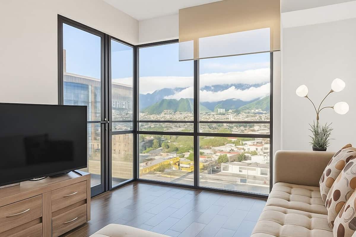 Superior Apartment, 2 Bedrooms, Balcony, Mountain View | Living room