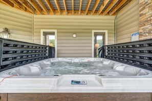 Bain à remous intérieur