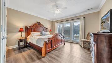 6 Schlafzimmer, Bügeleisen/Bügelbrett, kostenloses WLAN, Bettwäsche