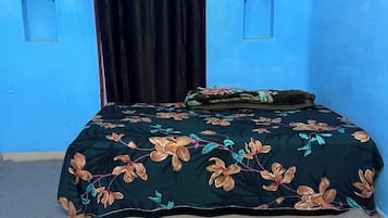 4 chambres, coffres-forts dans les chambres, fer et planche à repasser