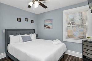 2 bedrooms, desk, iron/ironing board, travel cot