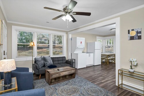 Margrave Retreat Unit 'A' | 2 BR 1BA