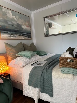 1 chambre, literie fournie