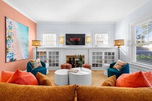 Smart TV, videojuegos, libros