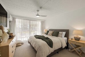 Apartment, 3 Bedrooms, Ocean View | 3 bedrooms, individually decorated, individually furnished