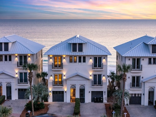 🌊 Serenity by the Sea | Beach Front | FREE Pool Heating | Elevator | FREE Excursions!