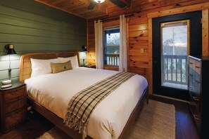 4 Schlafzimmer, Schreibtisch, Bügeleisen/Bügelbrett, Reisekinderbett