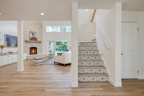 Nhà (5 Bedrooms) | Nội thất