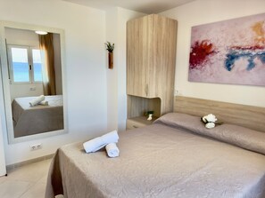 1 bedroom, iron/ironing board, WiFi, bed sheets - Sea II La Fossa Beach 6C (Calp)