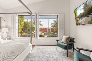 3 bedrooms, desk, free WiFi, bed sheets - Luxury Desert Home, Resort-Style Backyard, Near Mayo, TPC Golf & Kierland (Scottsdale)