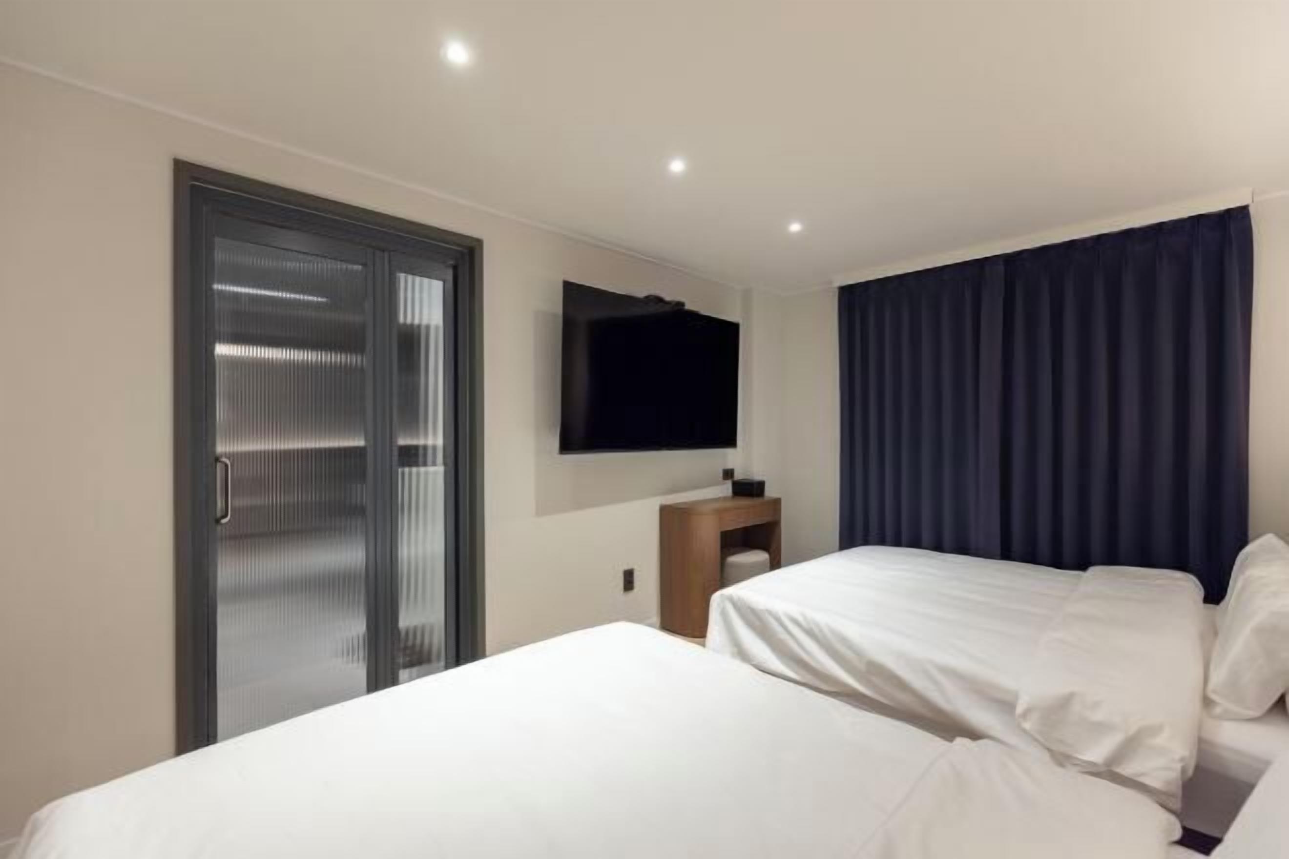 Premium bedding, desk, free WiFi, bed sheets